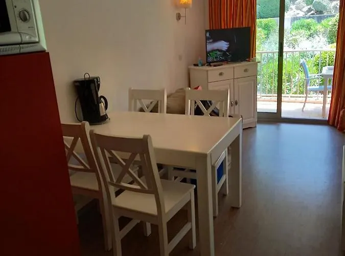 Le Vallon Du Roy * Sanary-sur-Mer